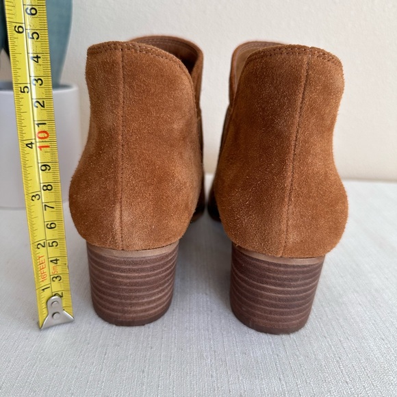 New EARTH Keren Cognac Perforated Suede Slip On Heeled Booties Women’s 9.5B(M) - Picture 10 of 14